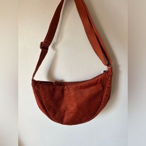 Uniqlo Viral Round Mini Bag